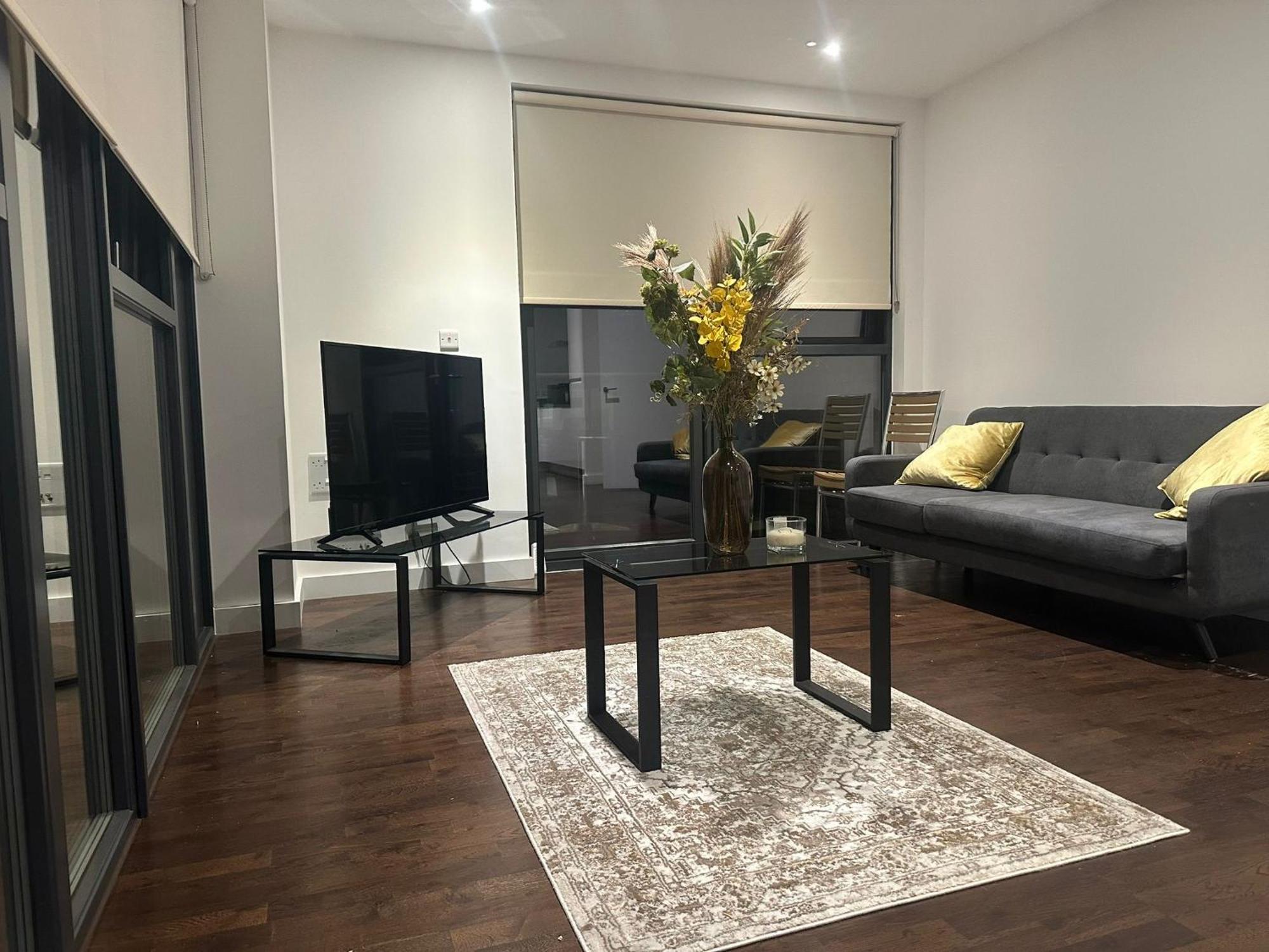 A Beautiful Two Bedroom Two Bathroom Apartment, A Few Minutes From The Iconic 02 Arena Appartement