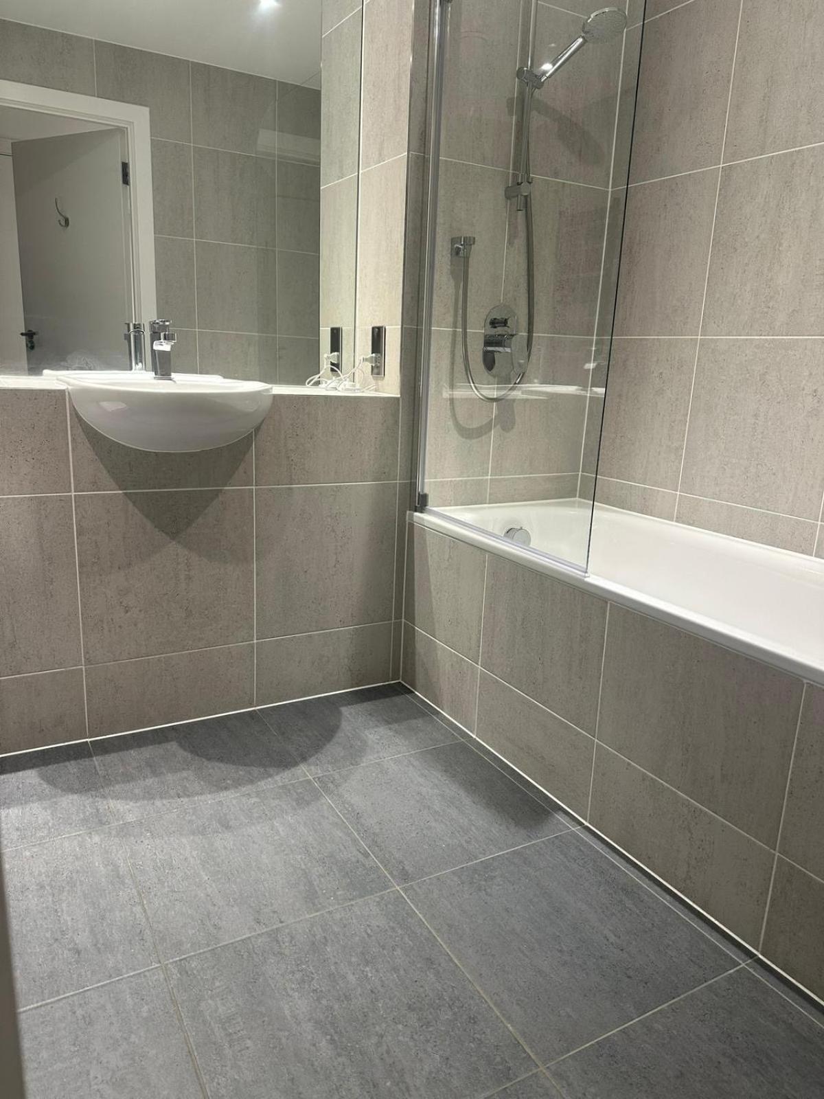 A Beautiful Two Bedroom Two Bathroom Apartment, A Few Minutes From The Iconic 02 Arena Appartement Londres