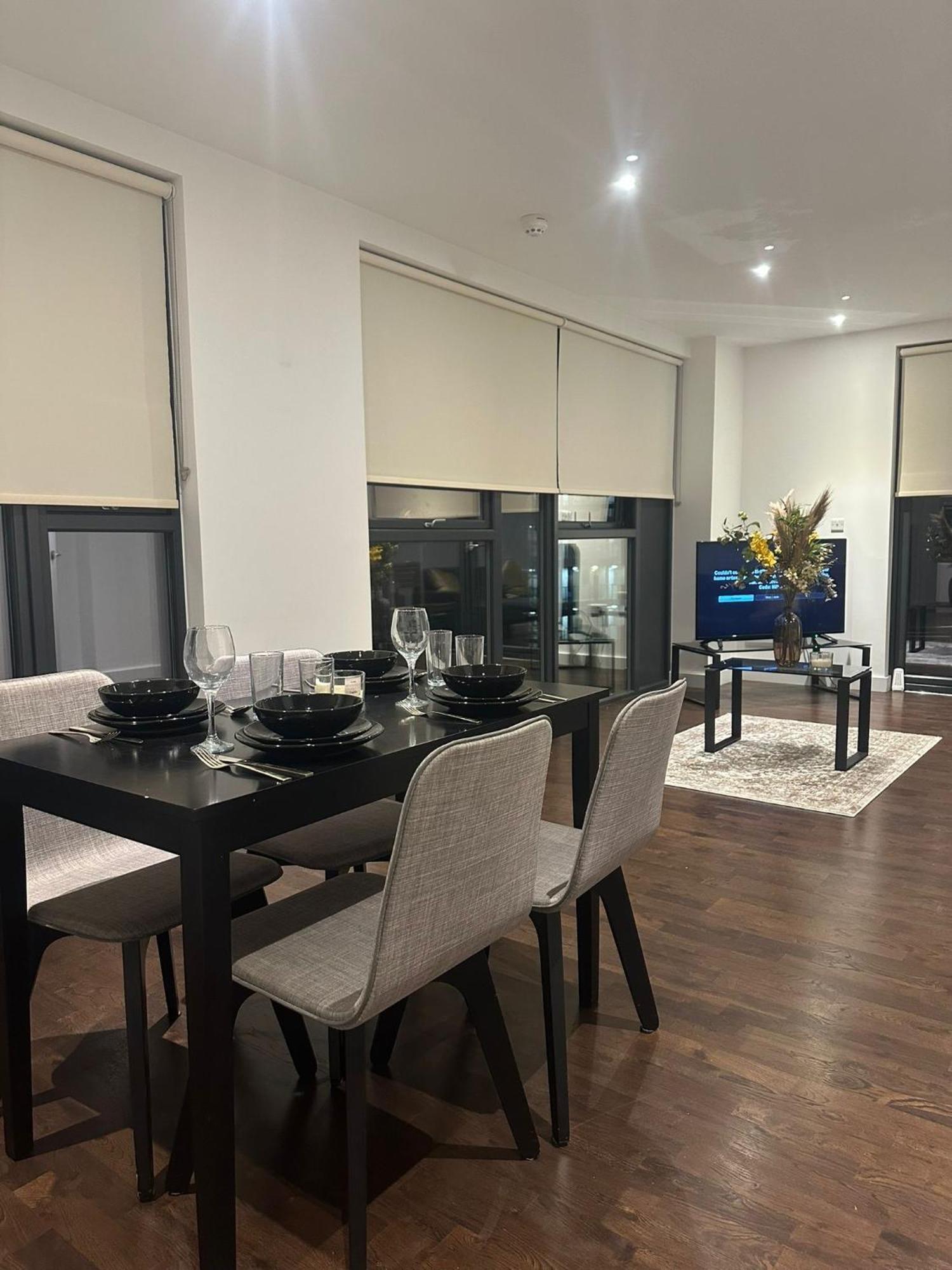 A Beautiful Two Bedroom Two Bathroom Apartment, A Few Minutes From The Iconic 02 Arena Appartement