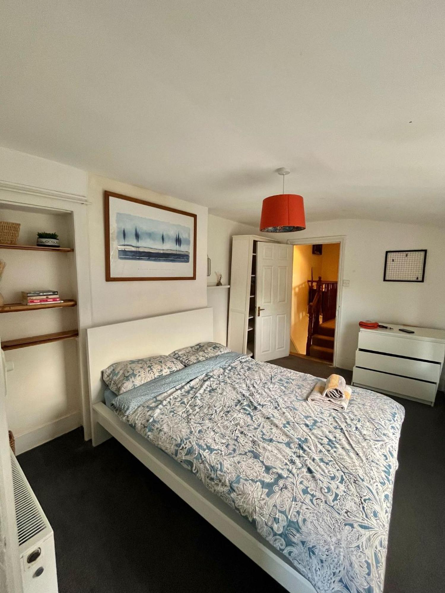 4 Bedroom House, Close To The O2 And Greenwich *