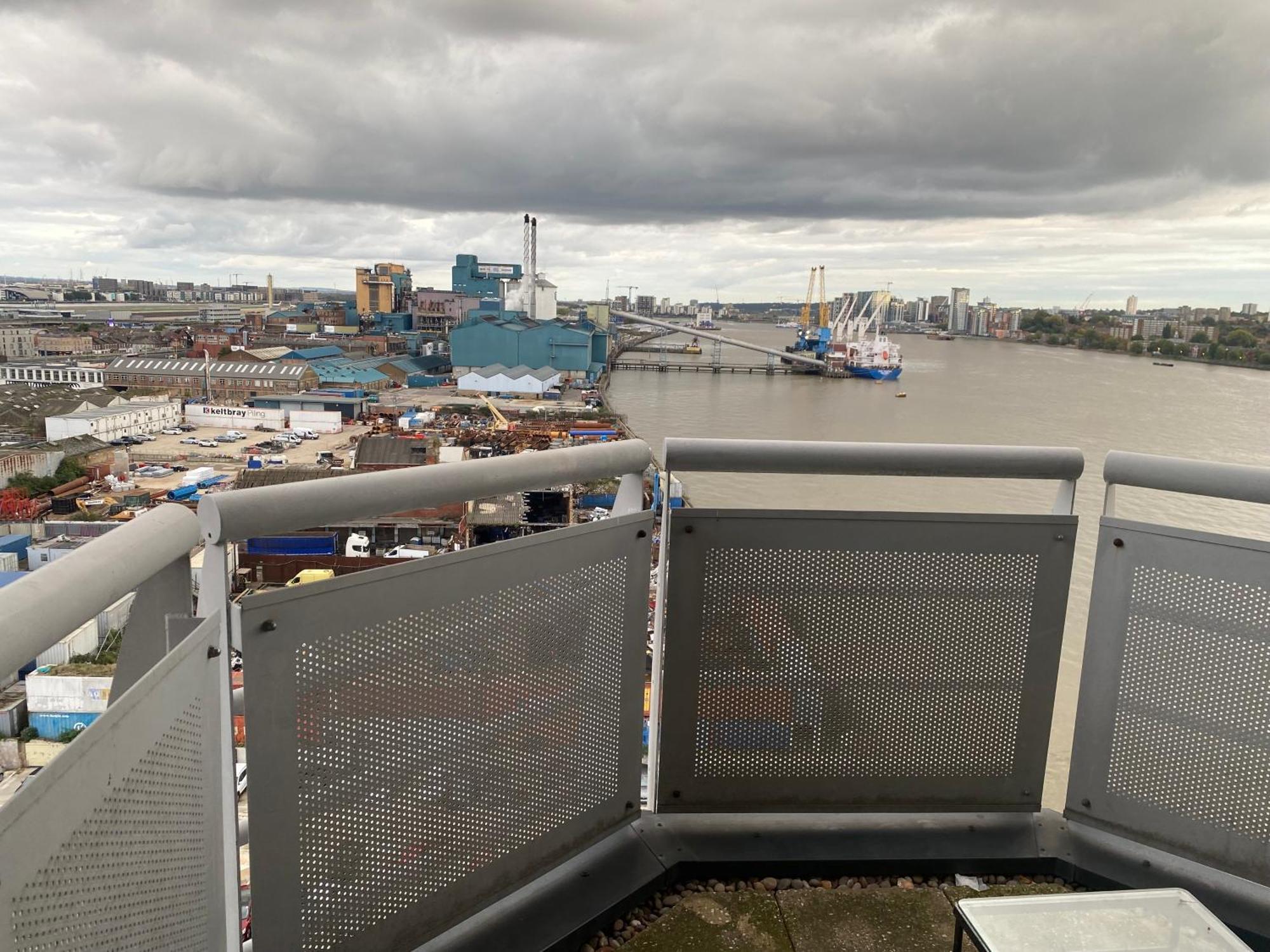 Cosy 2 Bedroom Royal Docks Apartamento *