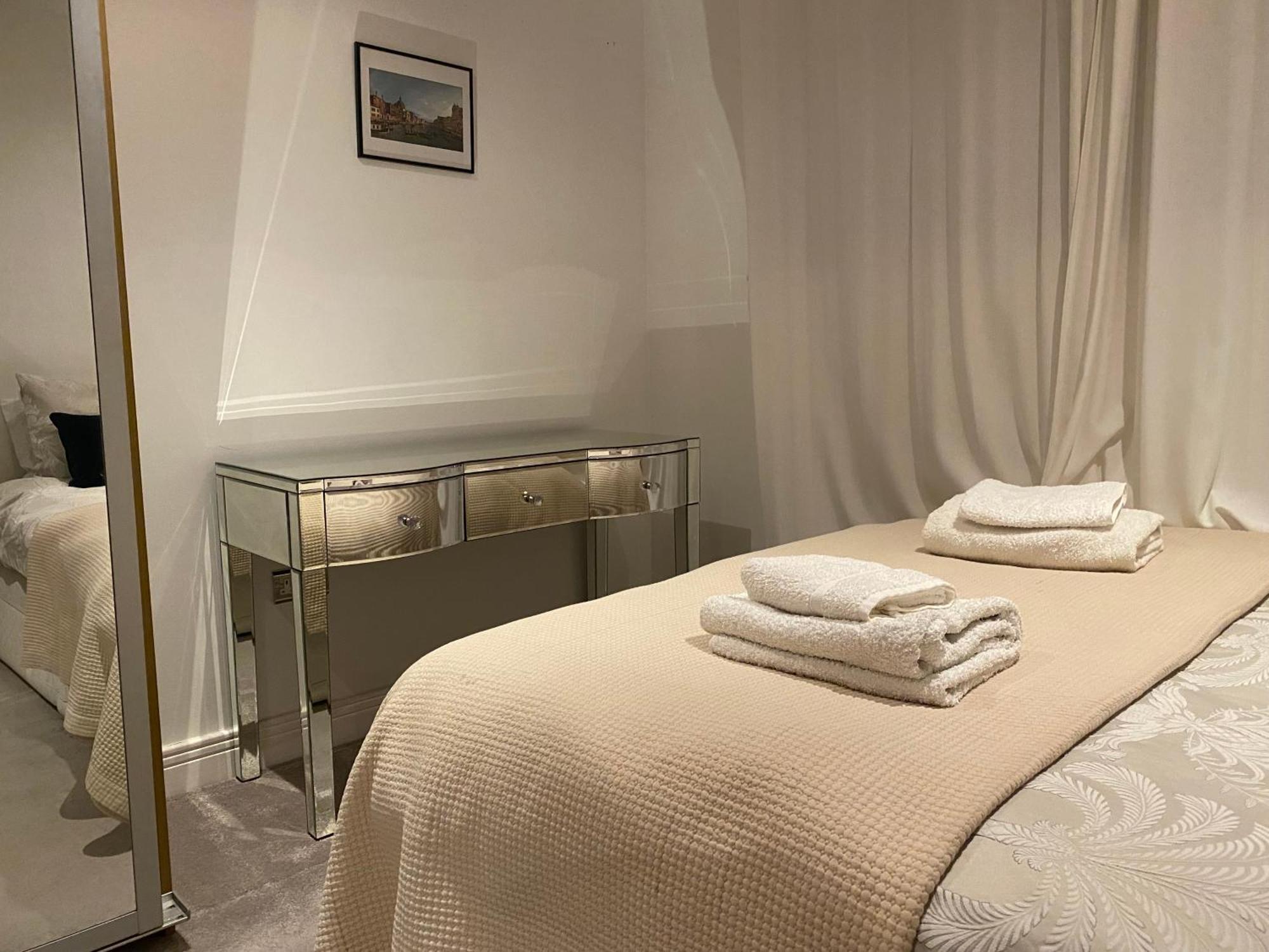 Cosy 2 Bedroom Royal Docks