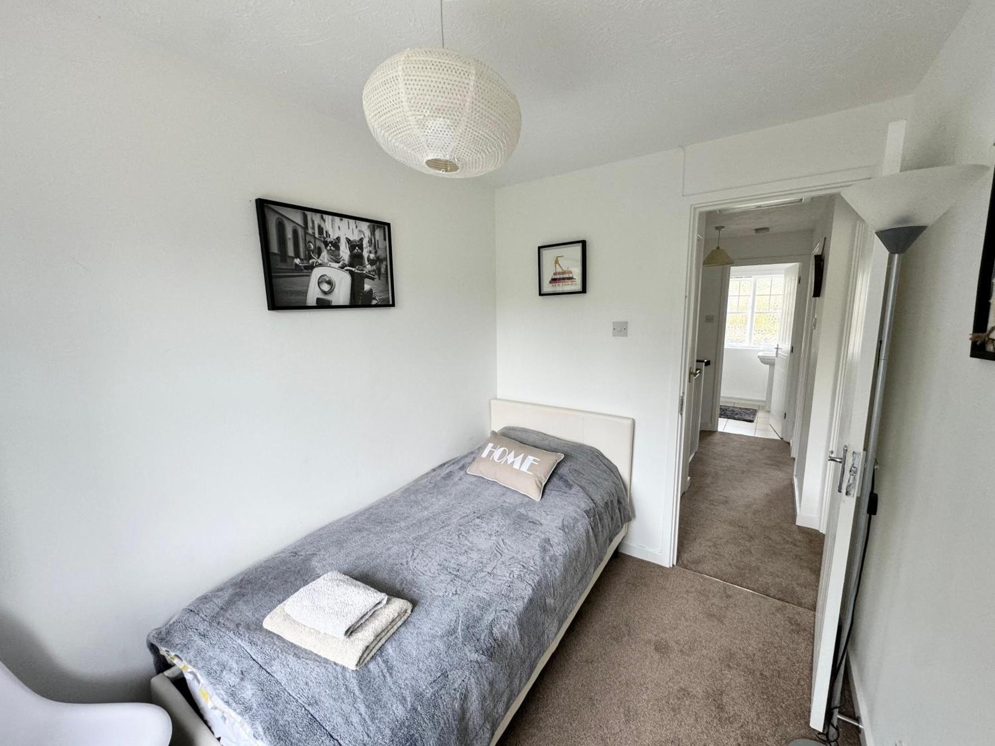 3 Bed House With Parking And Garden Near Tower Bridge * Londen