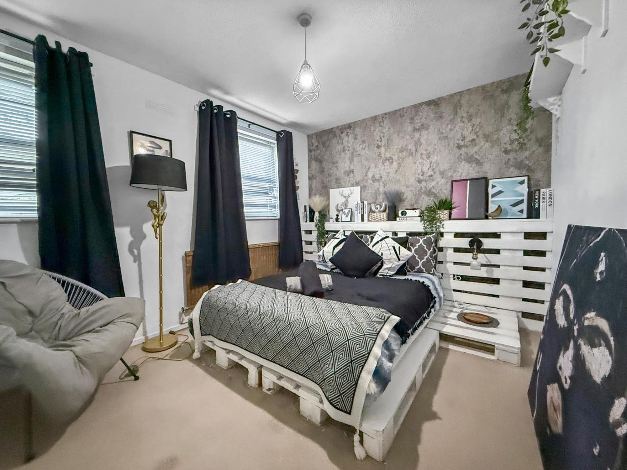 2bed Garden House W/hot Tub, Sauna & Cinema Сasa de vacaciones Londres