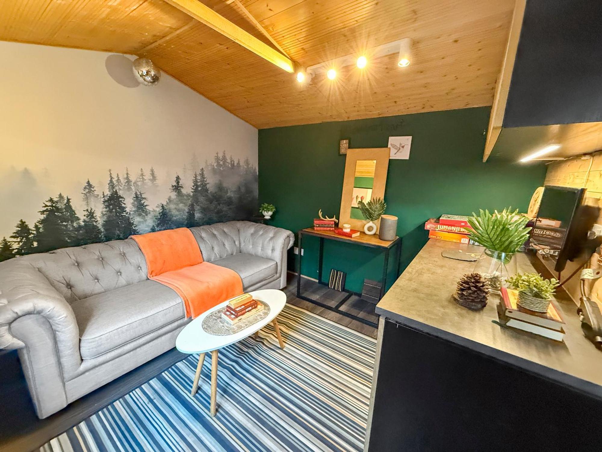 Сasa de vacaciones 2bed Garden House W/hot Tub, Sauna & Cinema Londres