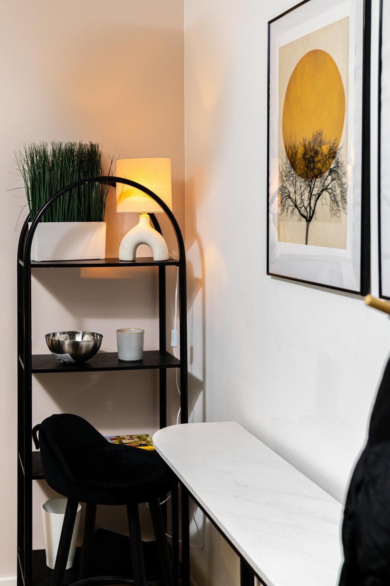 Apartamento 1br Stylish Flat By Hostarahomes, Near Liverpool Street, Prime Location, Sleeps Up To 4