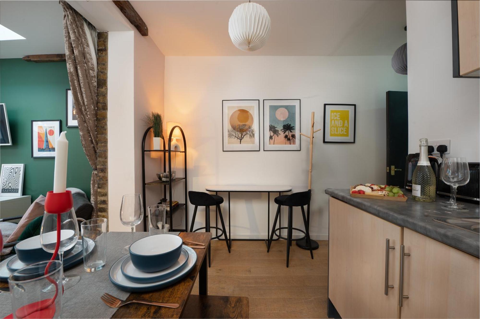 Apartamento 1br Stylish Flat By Hostarahomes, Near Liverpool Street, Prime Location, Sleeps Up To 4