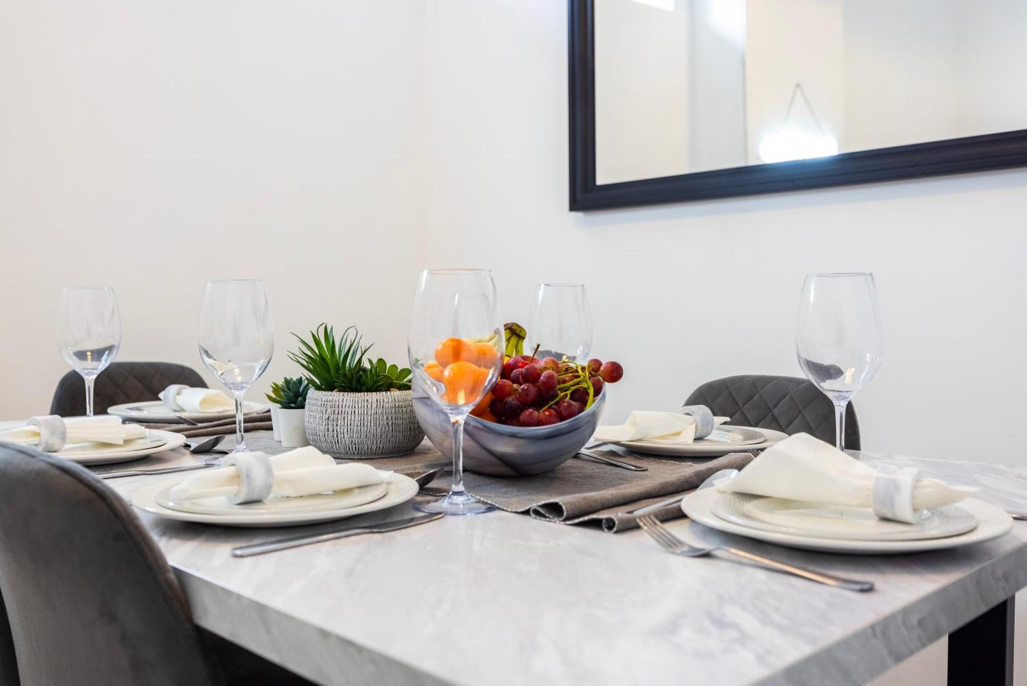 Apartamento Quick Access To City, Self Check-in!