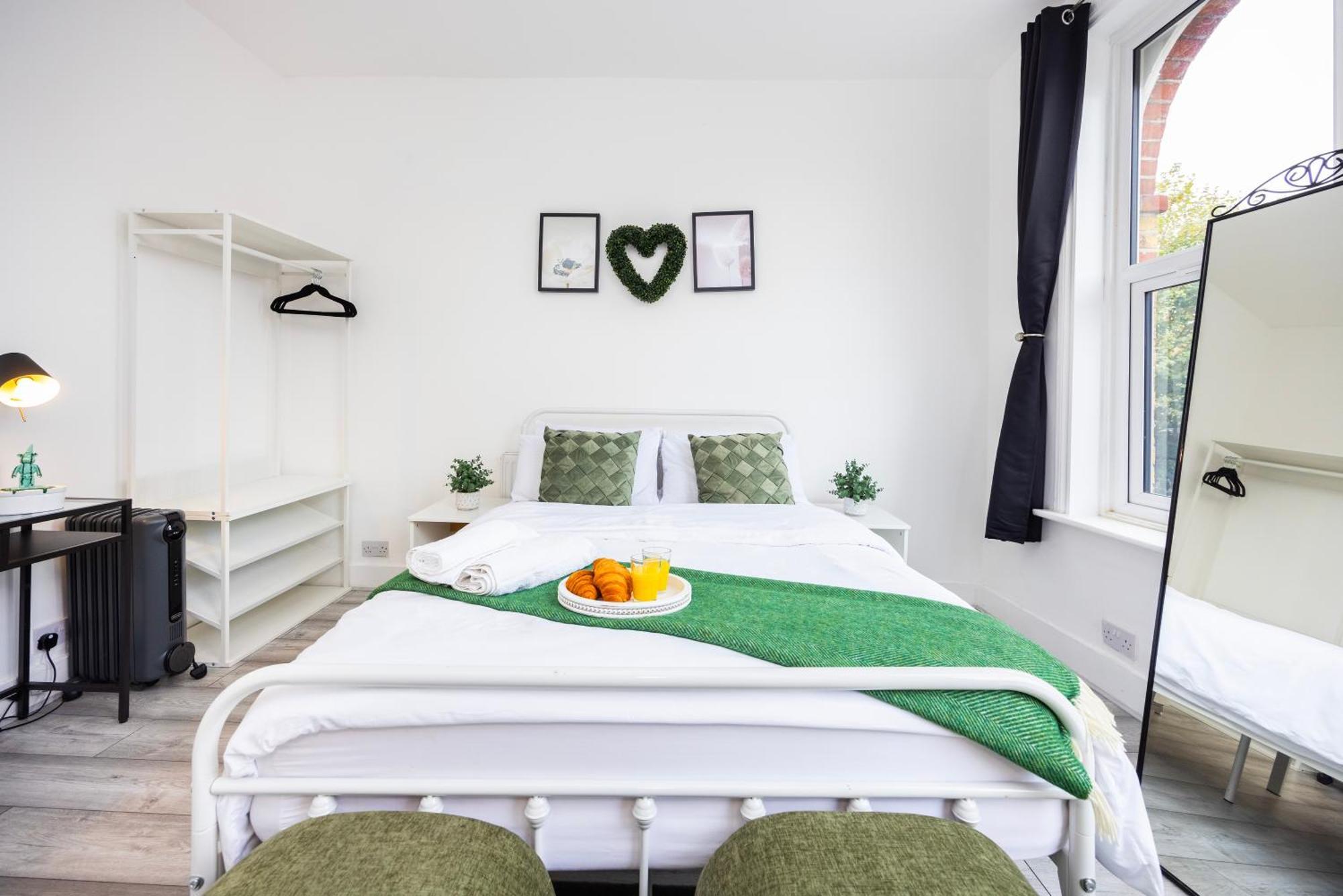 Apartamento Quick Access To City, Self Check-in! Londres