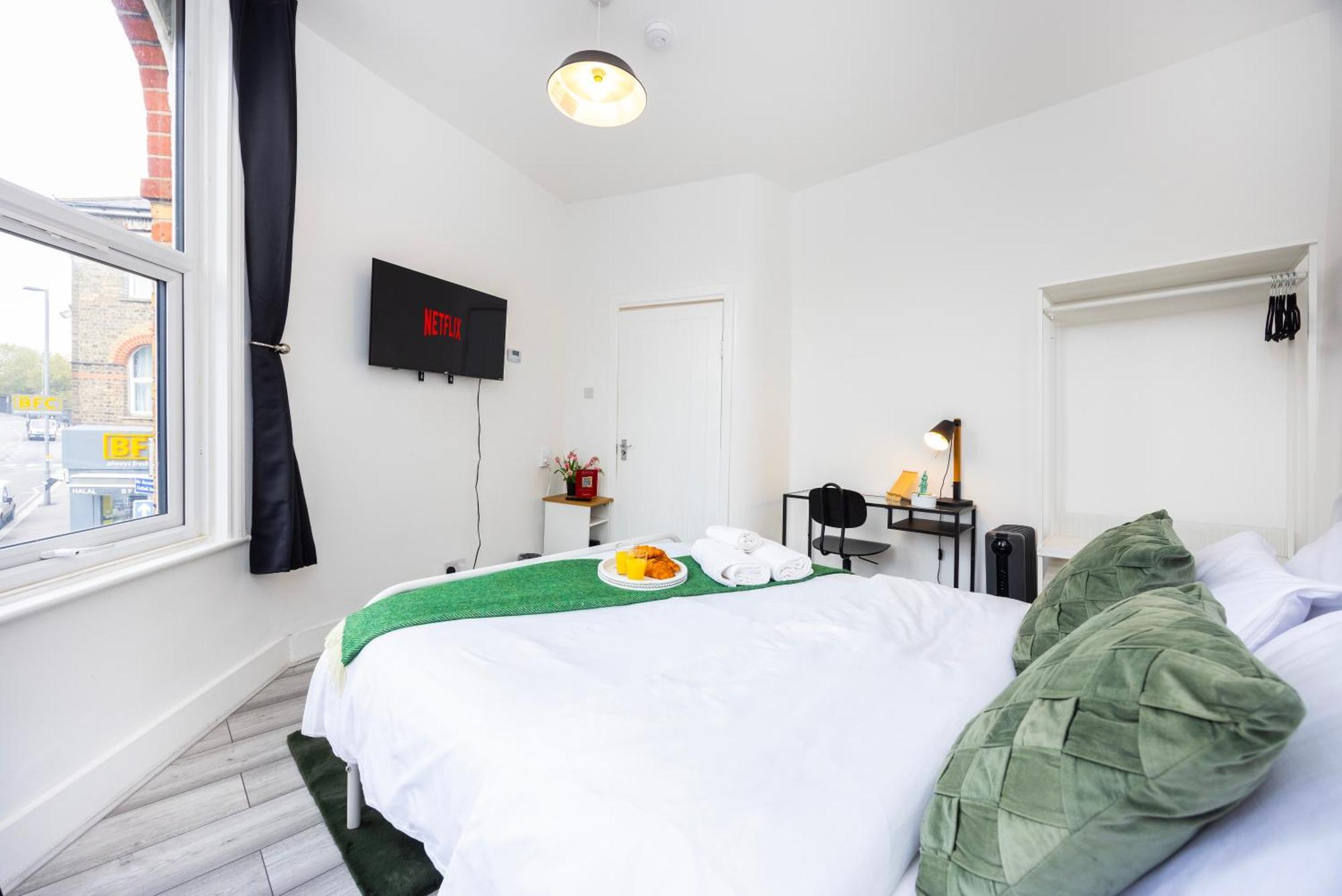 Quick Access To City, Self Check-in! Londres