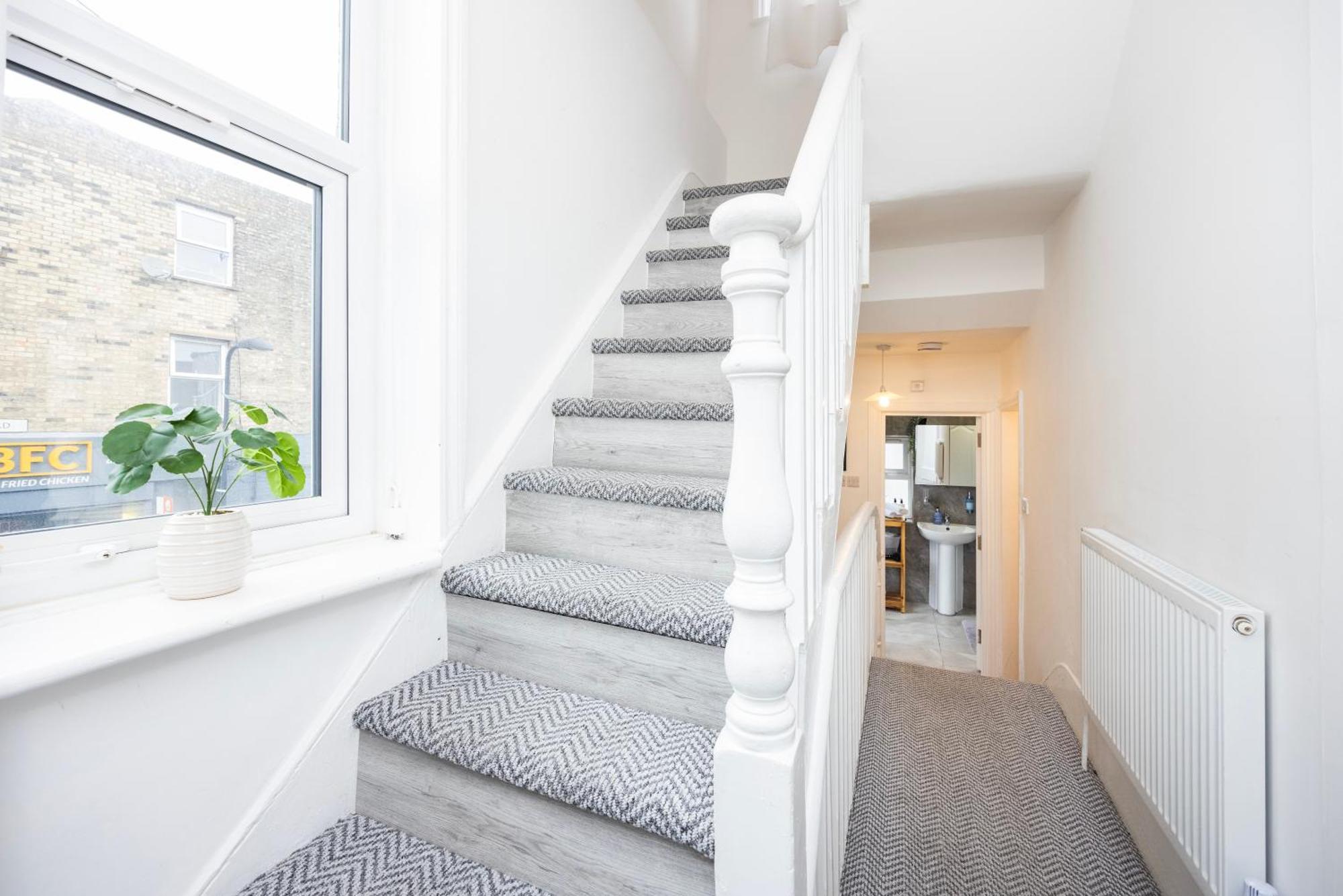 Apartamento Quick Access To City, Self Check-in! Londres