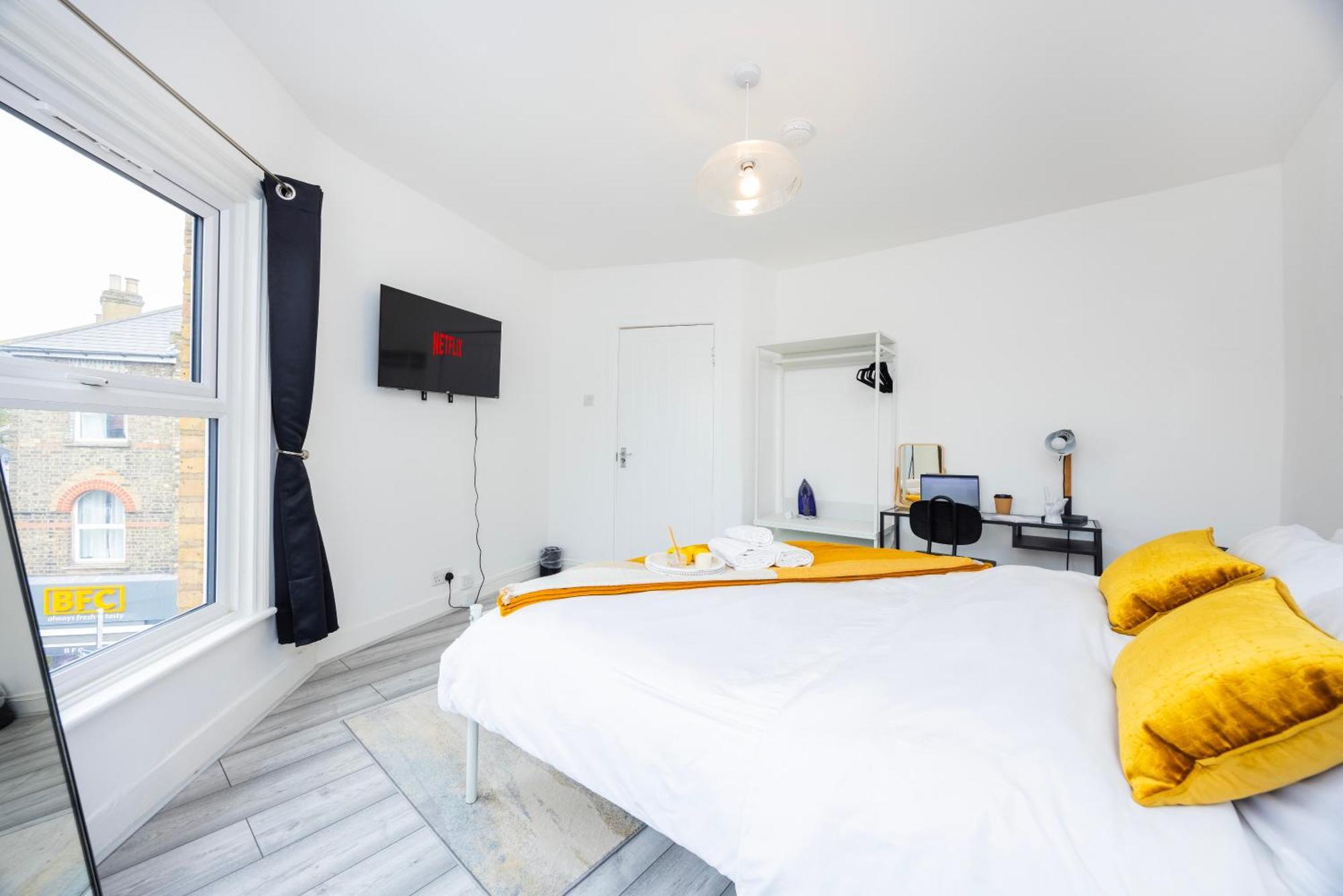Quick Access To City, Self Check-in! Apartamento Londres