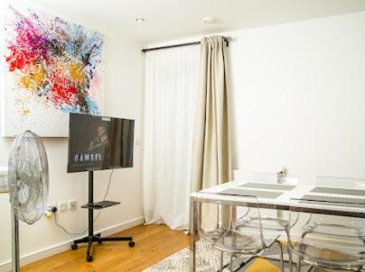 Kayz Lodge- Luxury Ensuite-private & Shared In A New House At The Olympic Village Overlooking Stratford Westfield And Tube Station Alojamento Londres