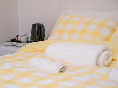Kayz Lodge- Luxury Ensuite-private & Shared In A New House At The Olympic Village Overlooking Stratford Westfield And Tube Station Alojamento Londres