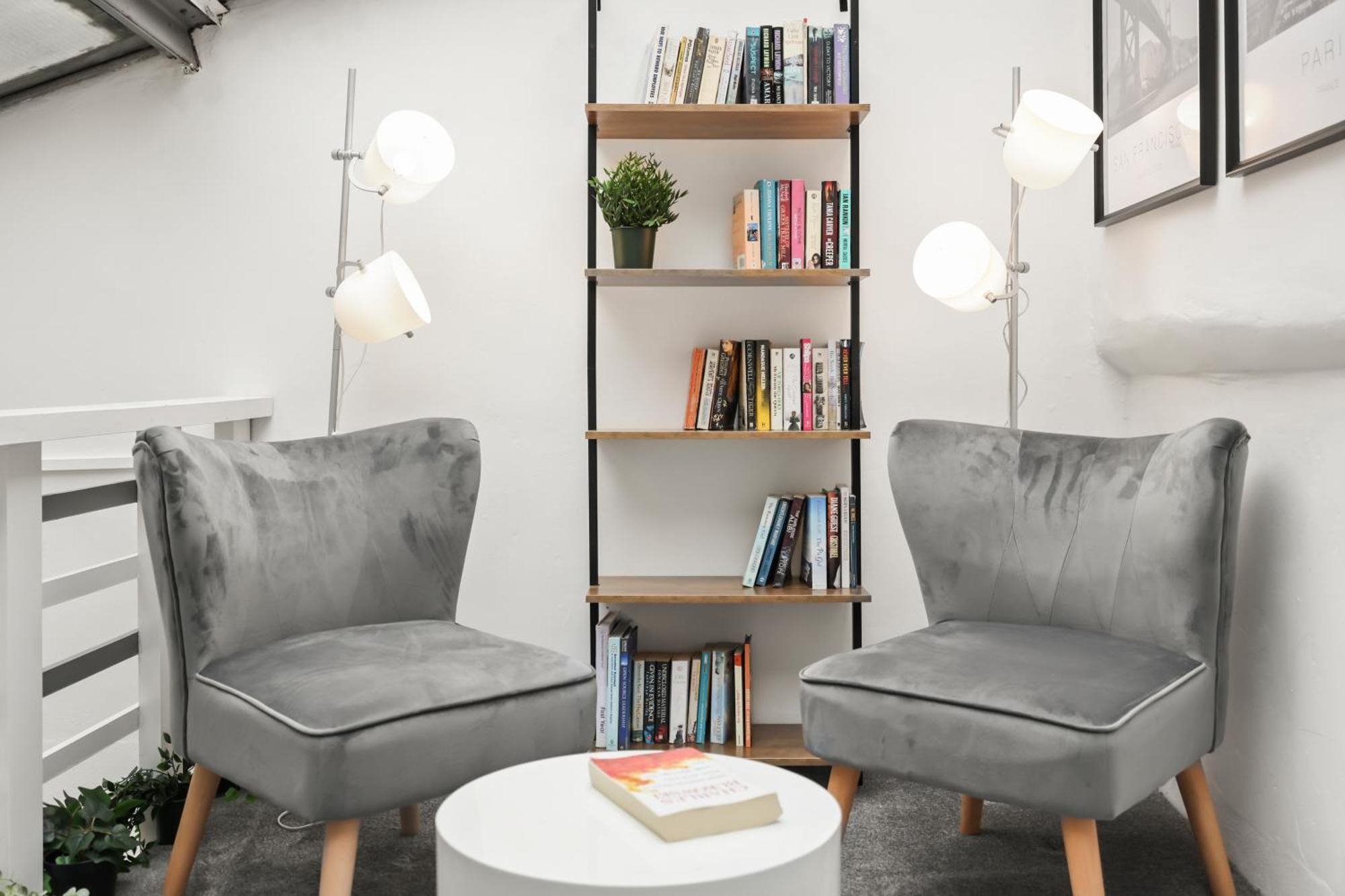 Apartamento Centrally Located Spacious Three Bedroom Short Term & Flexible Renting Hackney With Free Wifi Londres