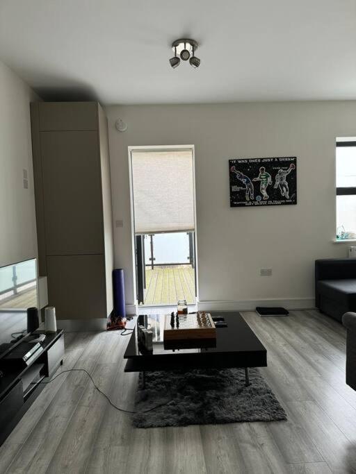 Modern Studio In The Heart Of Woolwich - 35 Minuets To Central Apartamento *