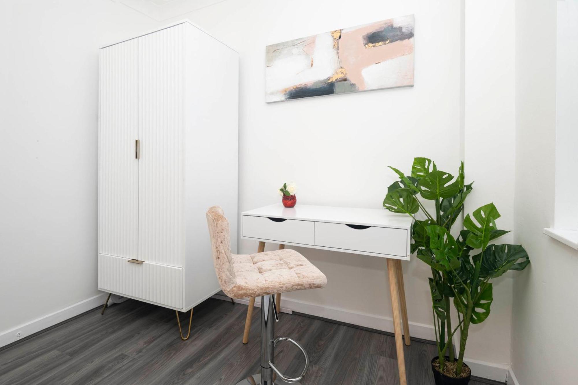 Millfield Park Serviced Hackney *