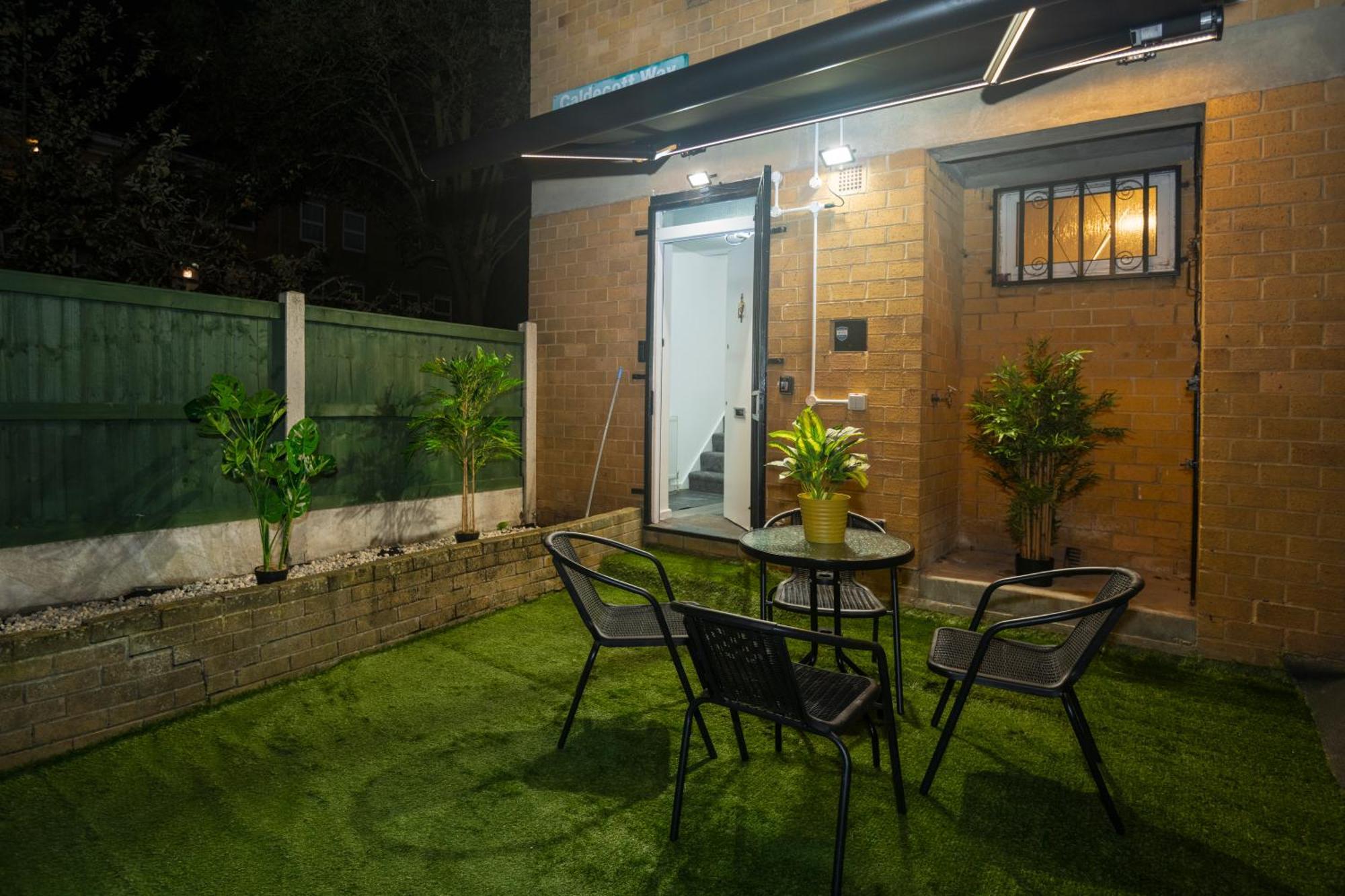 Millfield Park Serviced Hackney * London