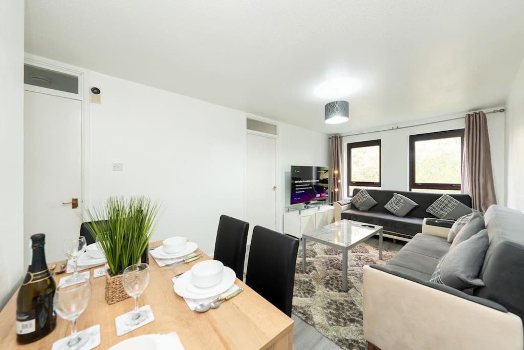 Idyllic Stylish With Fast Speed Broadband & Free Parking * Londres