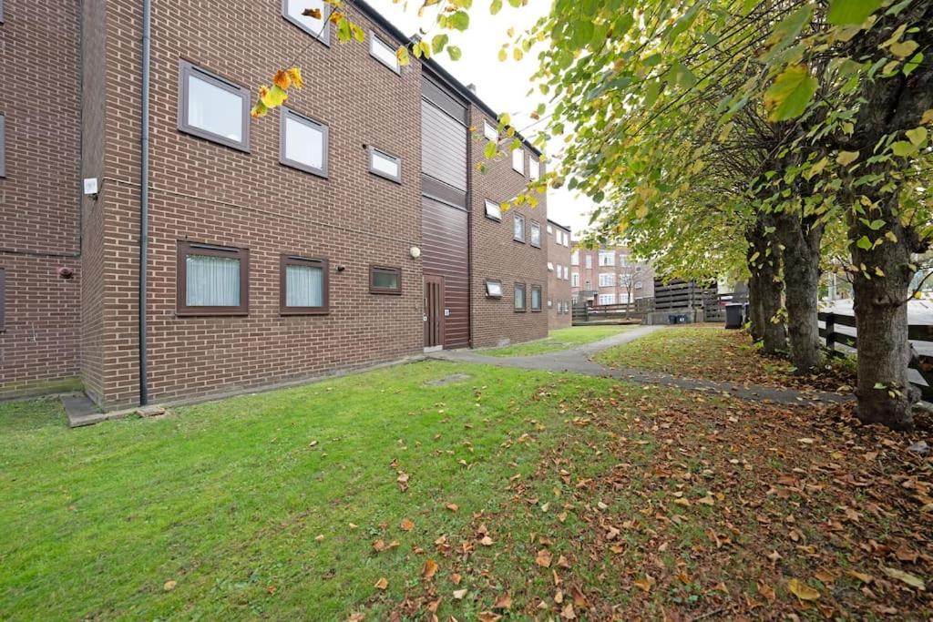 Idyllic Stylish With Fast Speed Broadband & Free Parking