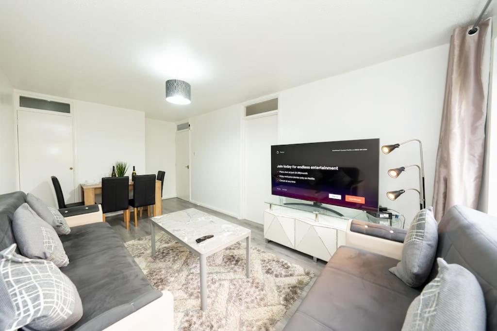 Idyllic Stylish With Fast Speed Broadband & Free Parking Apartamento Londres