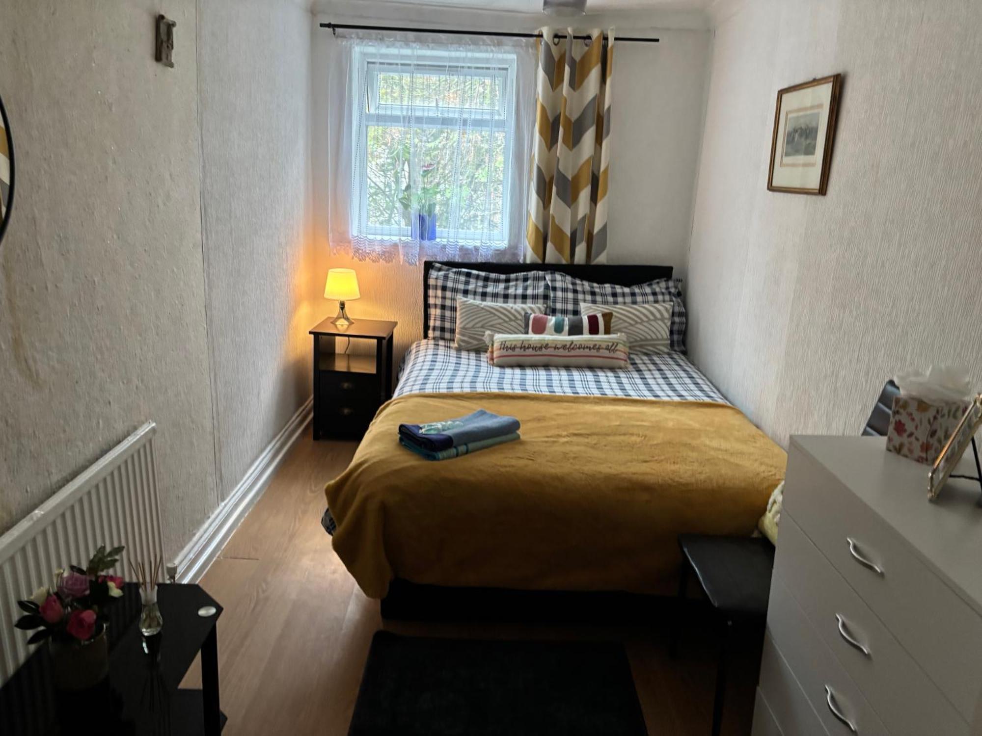 Amber Apartment *