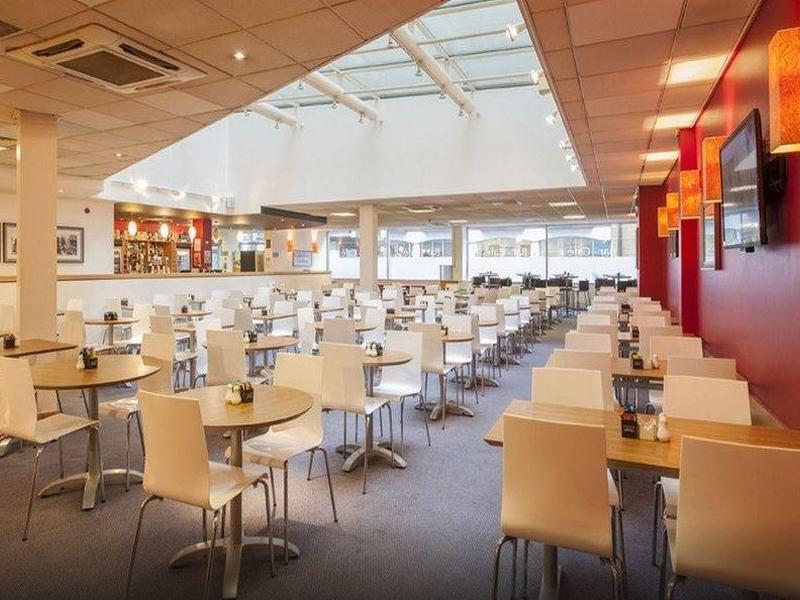 Travelodge Central City Road Hotel 3*