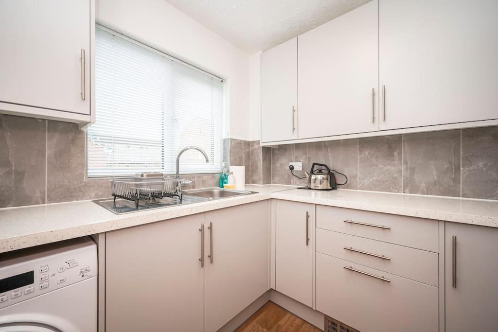 Apartment Cosy 2 Bedroom Flat Close To Tower Bridge With Free Parking *