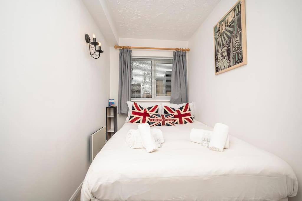 Cosy 2 Bedroom Flat Close To Tower Bridge With Free Parking Apartment London