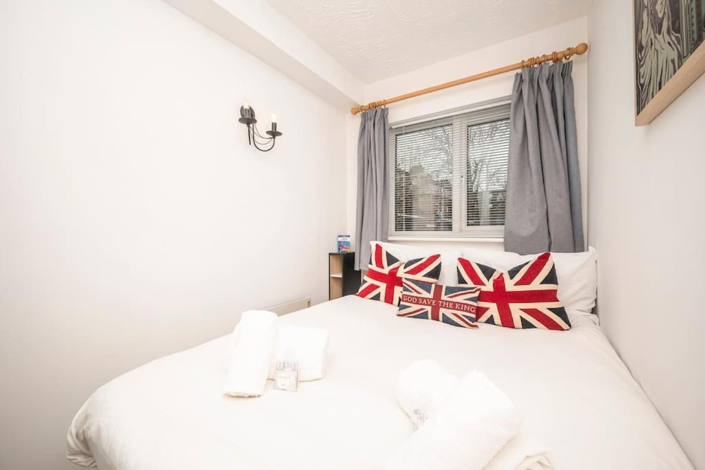 Cosy 2 Bedroom Flat Close To Tower Bridge With Free Parking London
