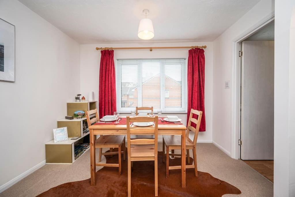 Apartment Cosy 2 Bedroom Flat Close To Tower Bridge With Free Parking *