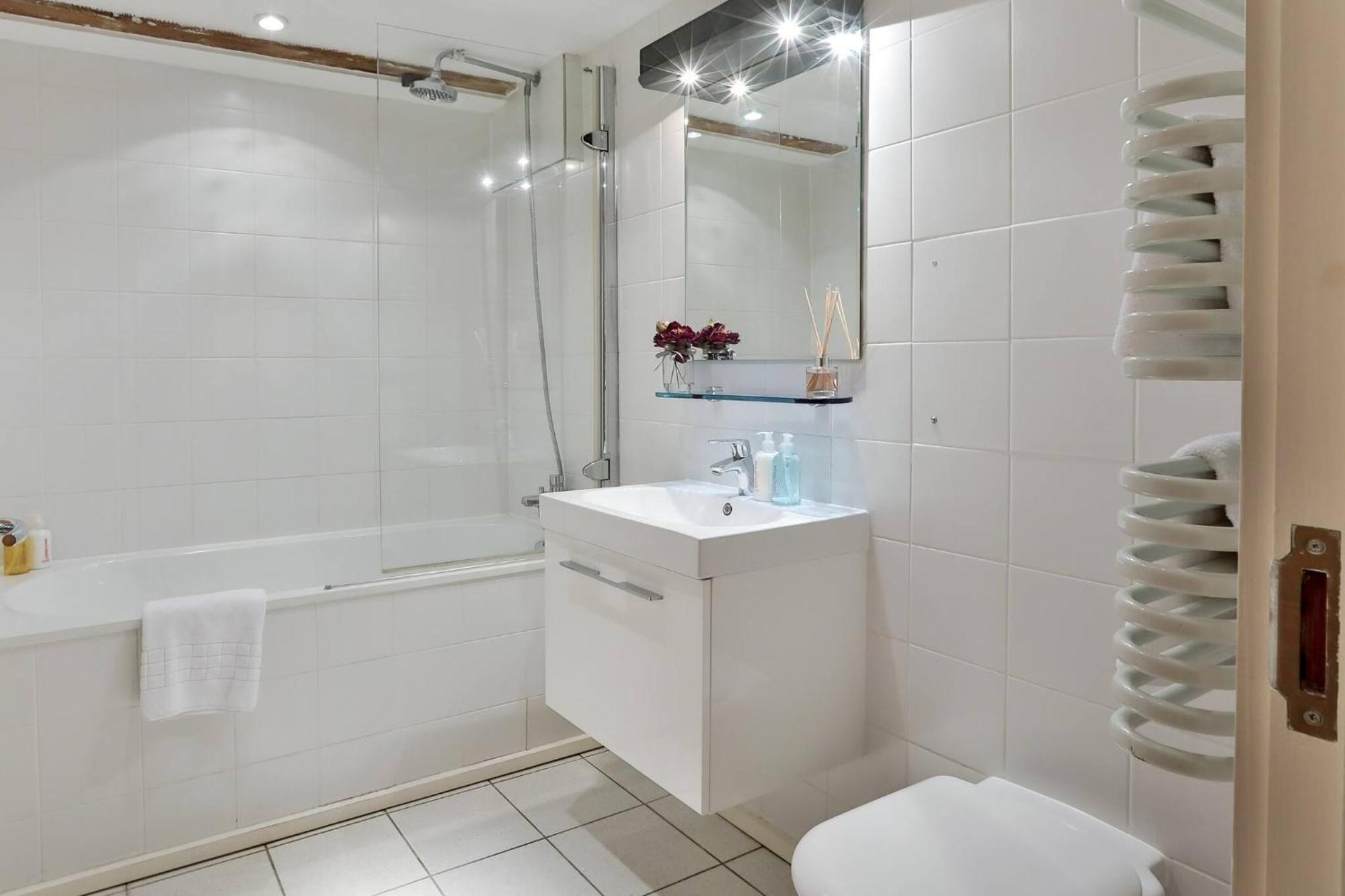 Apartamento Wild Roses Serviced - Excel Warehouse 1 *