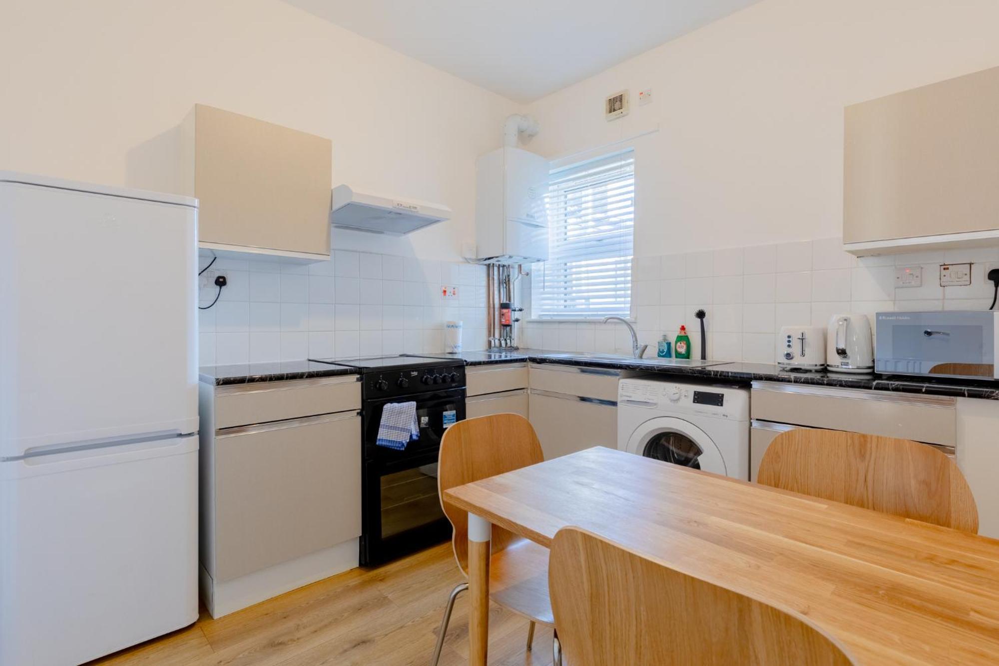 Spacious 2bd Flat Short Walk From Excel Londres