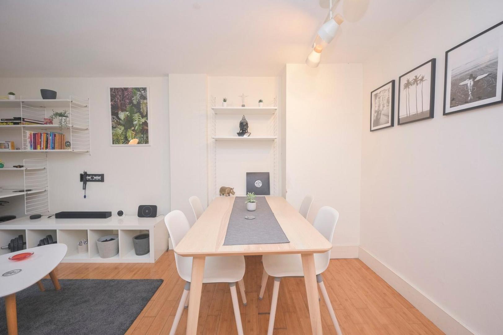 Modern 1bd Basement Flat Near Victoria Park * Londres