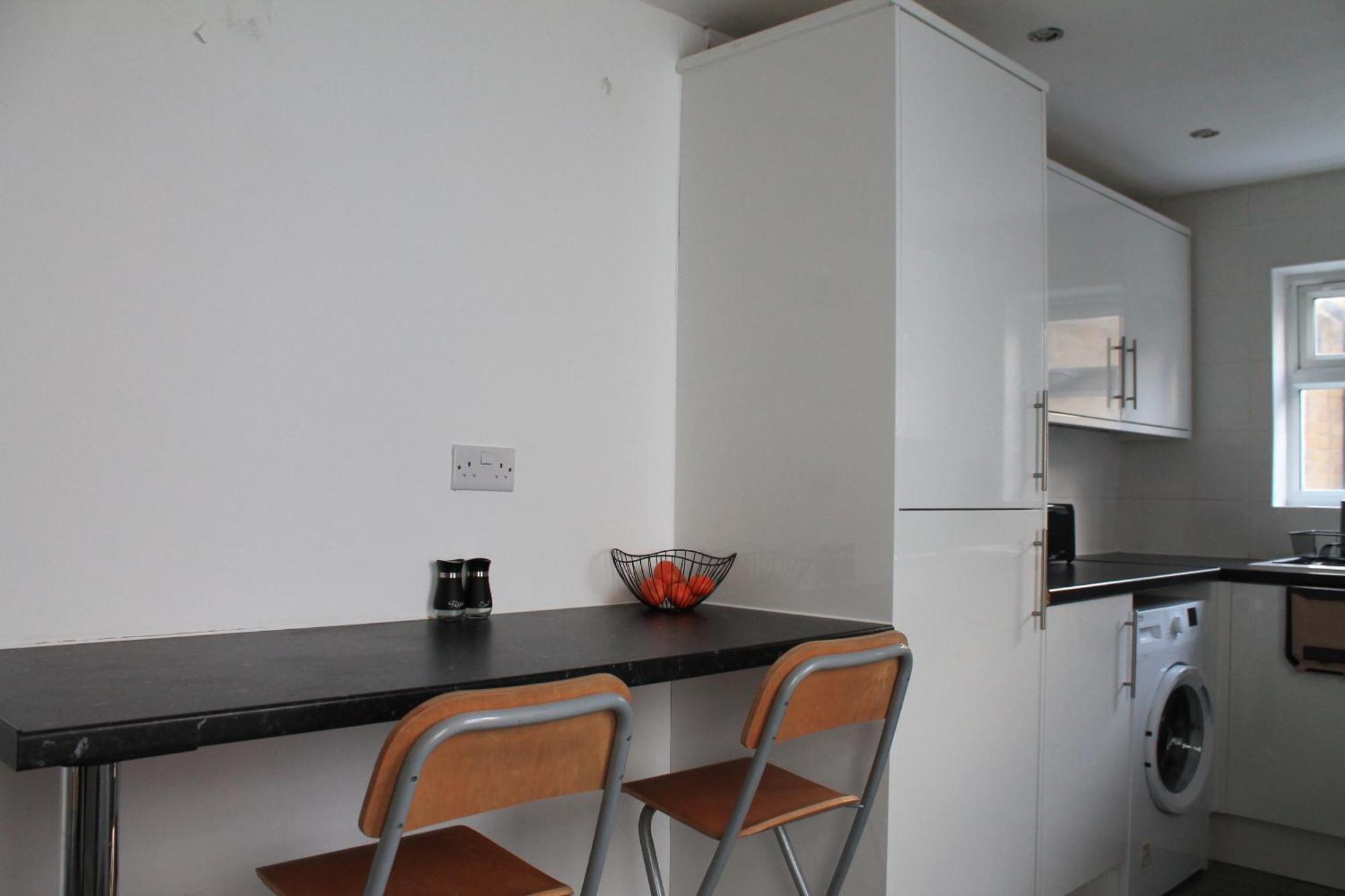 Reach Retreat Spacious 4bed House Startford Maryland Great Transport Links