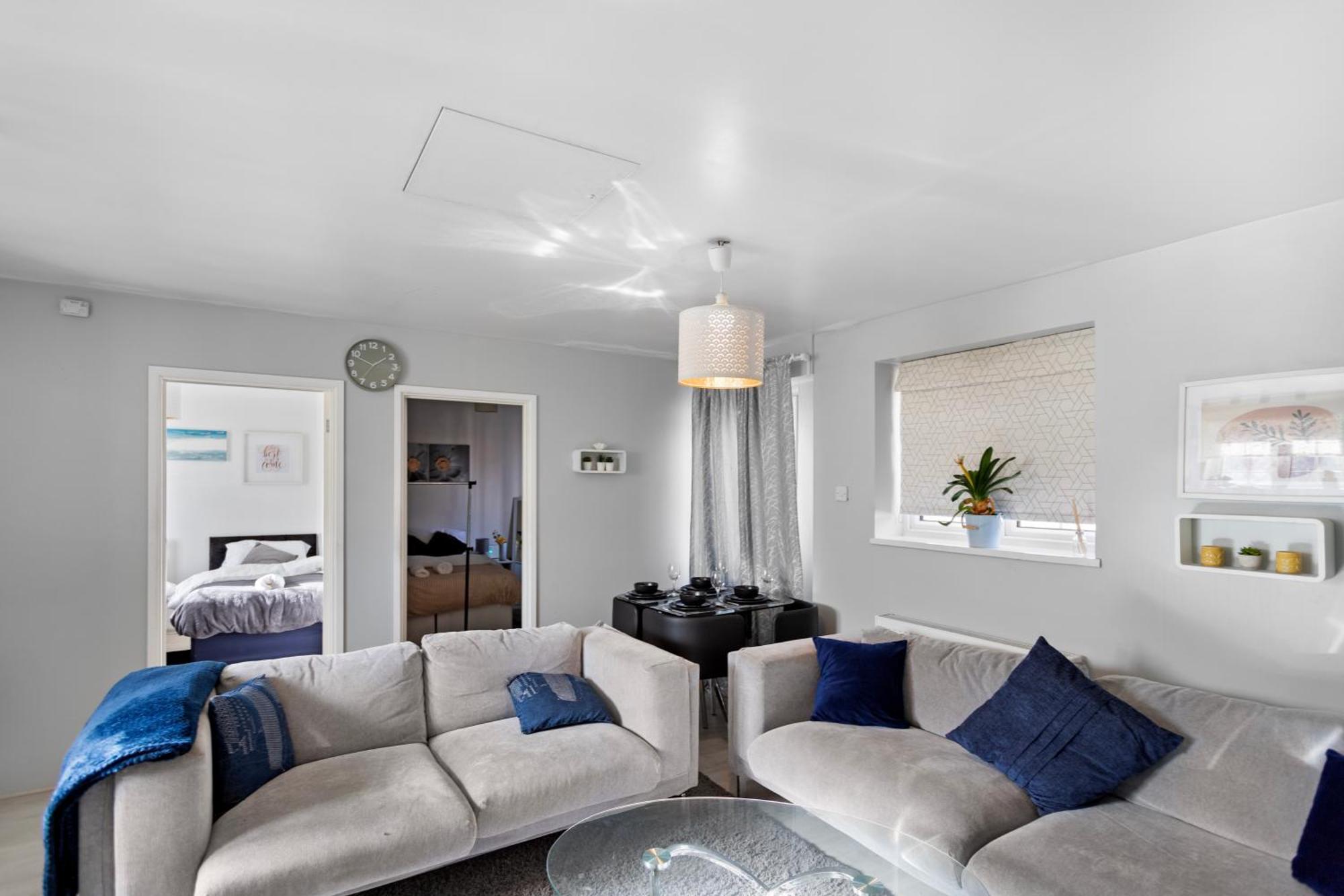 Hébergement de vacances 3 Bed W 2 Bathrooms &free Parking Sleeps 6