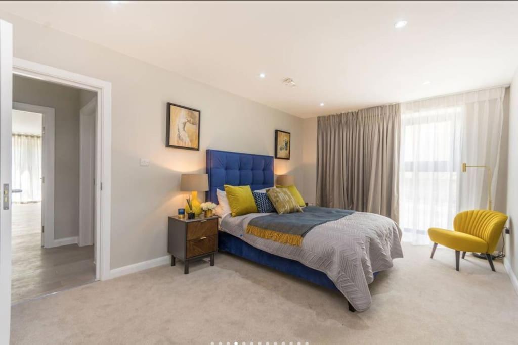 Spacious Modern 3 Bed In Bridge With Netflix And Free Carpark *