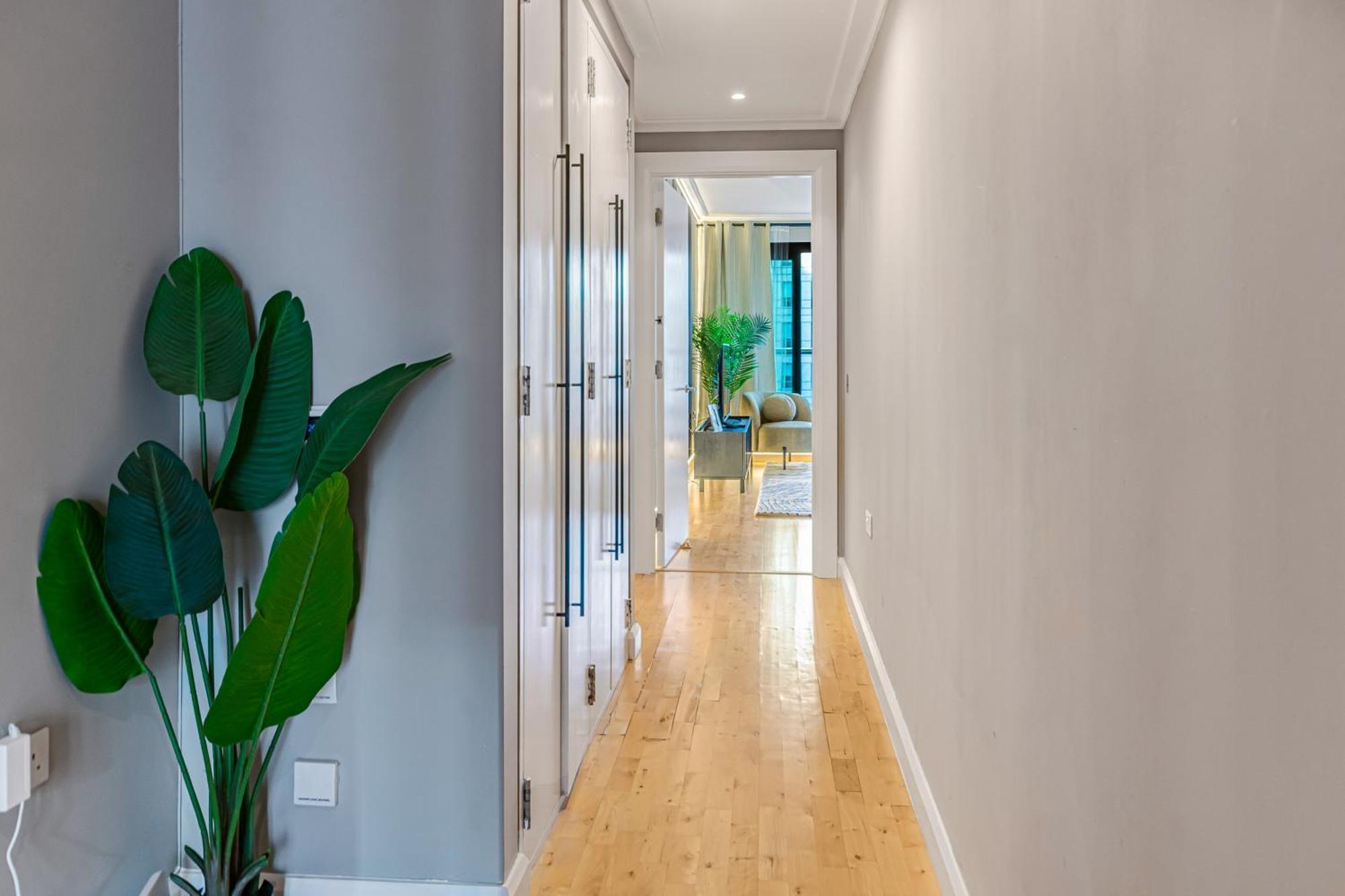 Mysquare South Quay 02 Bed In Canary Wharf Appartement Londres