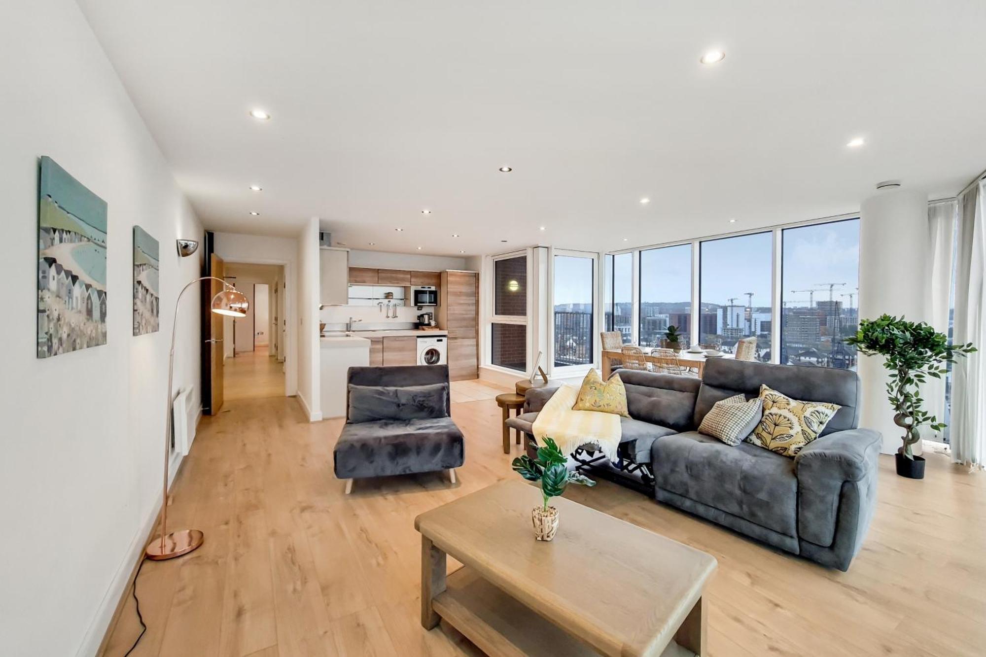 Deluxe Two Bed With River & View Apartamento *