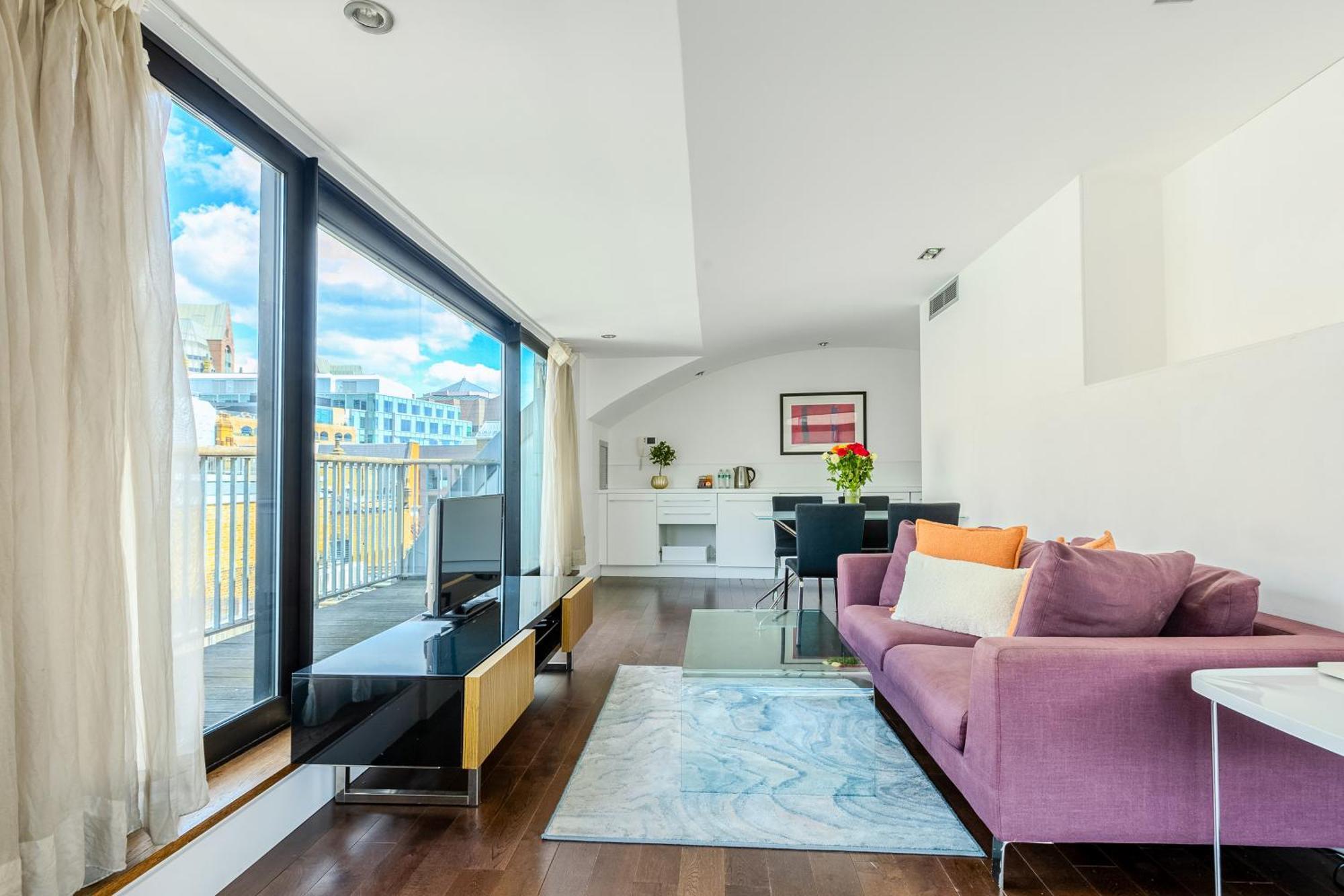 Modern Serviced 2 Minutes From Monument Tube Station * Londres