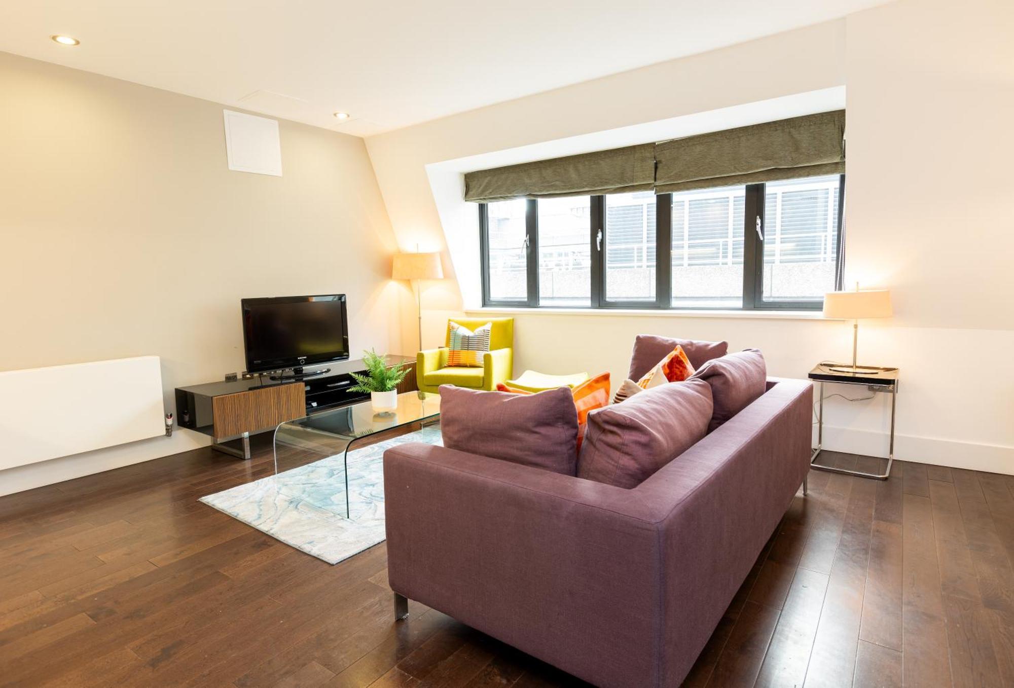 Appartement Modern Serviced 2 Minutes From Monument Tube Station