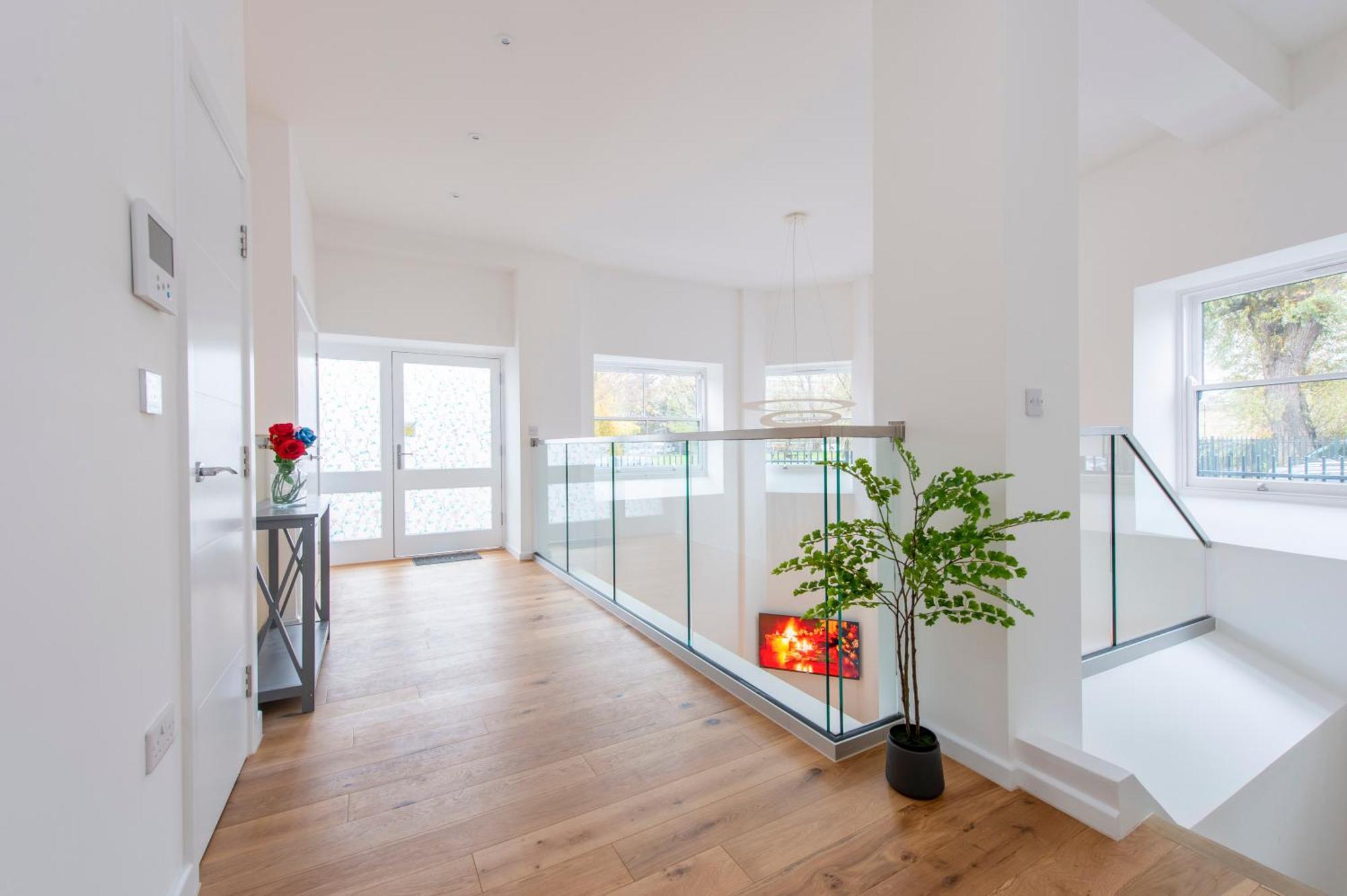 Apartamento Exquisite 3br Duplex Period Conversion, Air-con & Amenities Londres