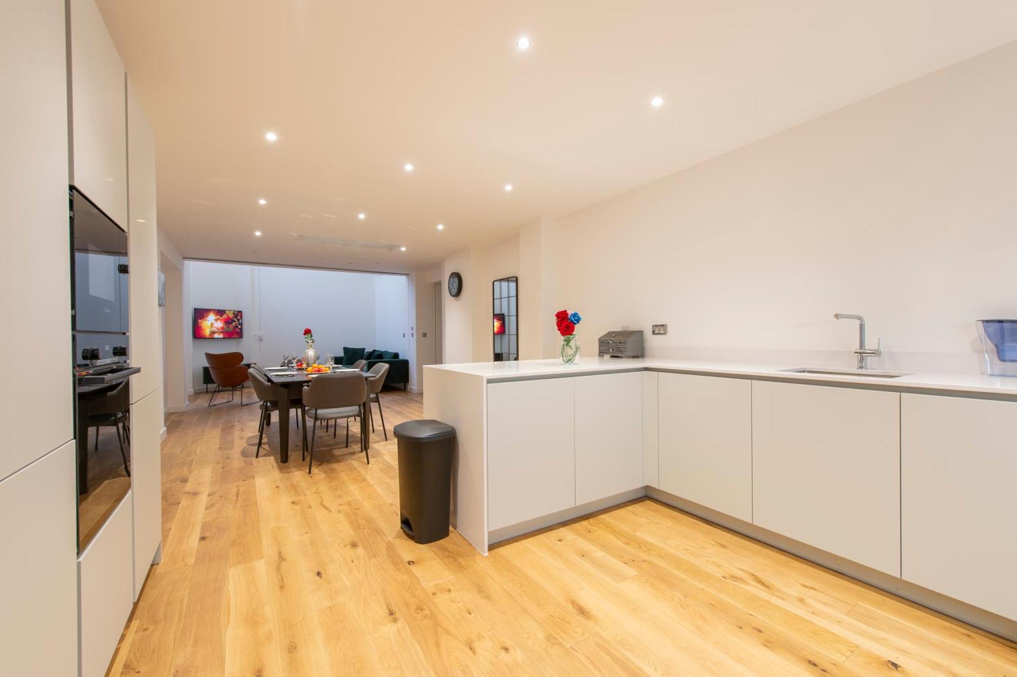 Apartamento Exquisite 3br Duplex Period Conversion, Air-con & Amenities