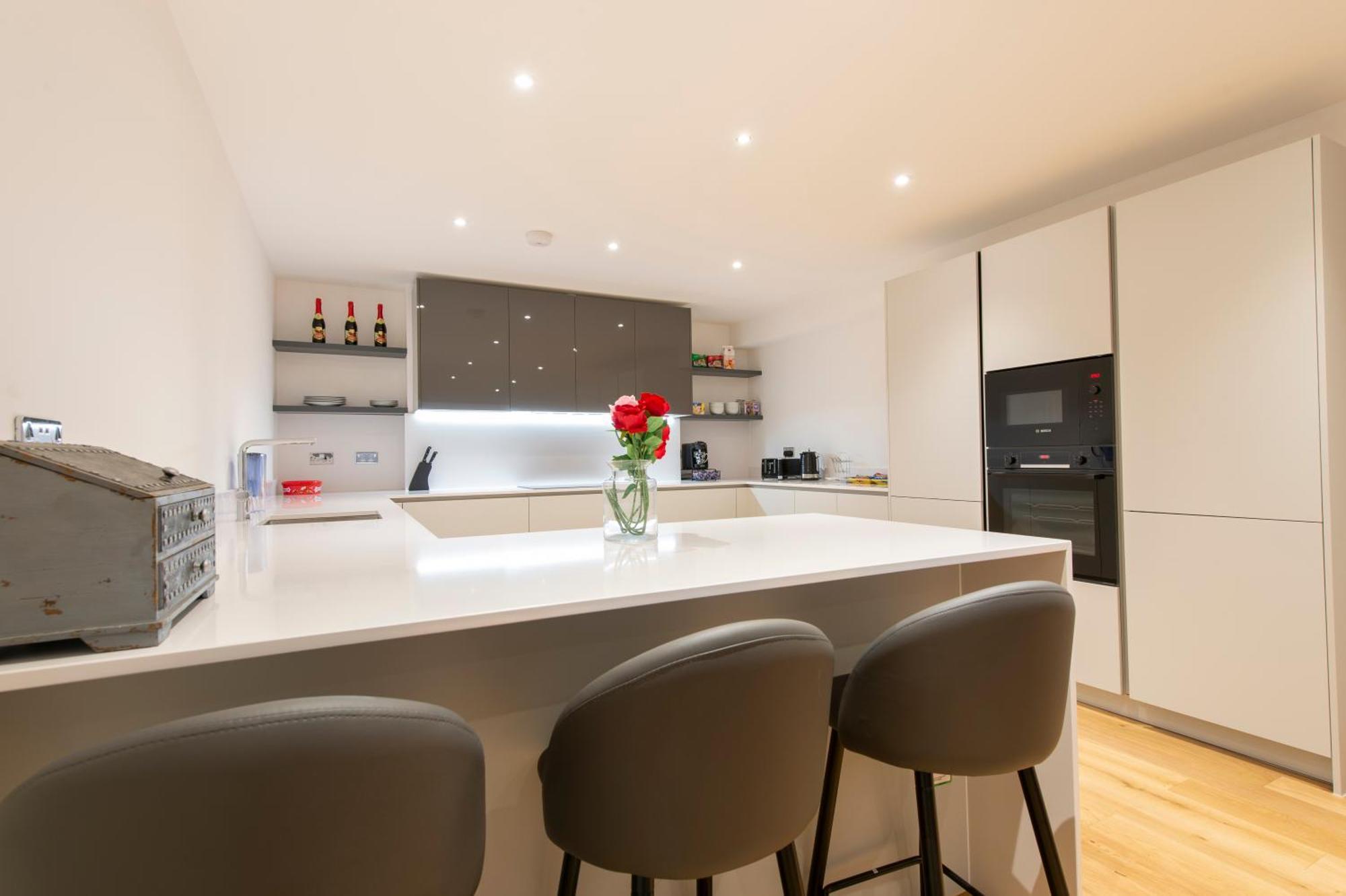 Apartamento Exquisite 3br Duplex Period Conversion, Air-con & Amenities Londres