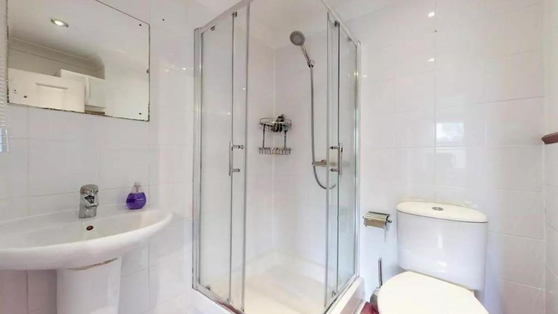 Bright 4 Bed Living Londres