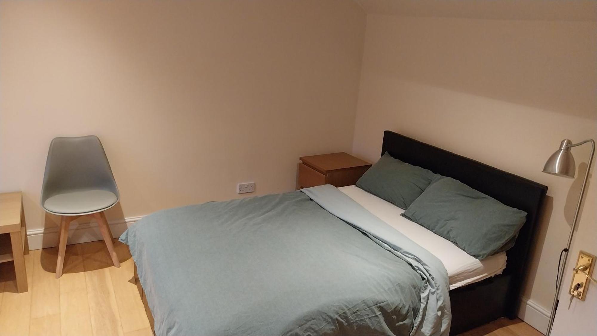 Big Ensuite With Shower And Rest And Good Garden View Séjour chez l'habitant *