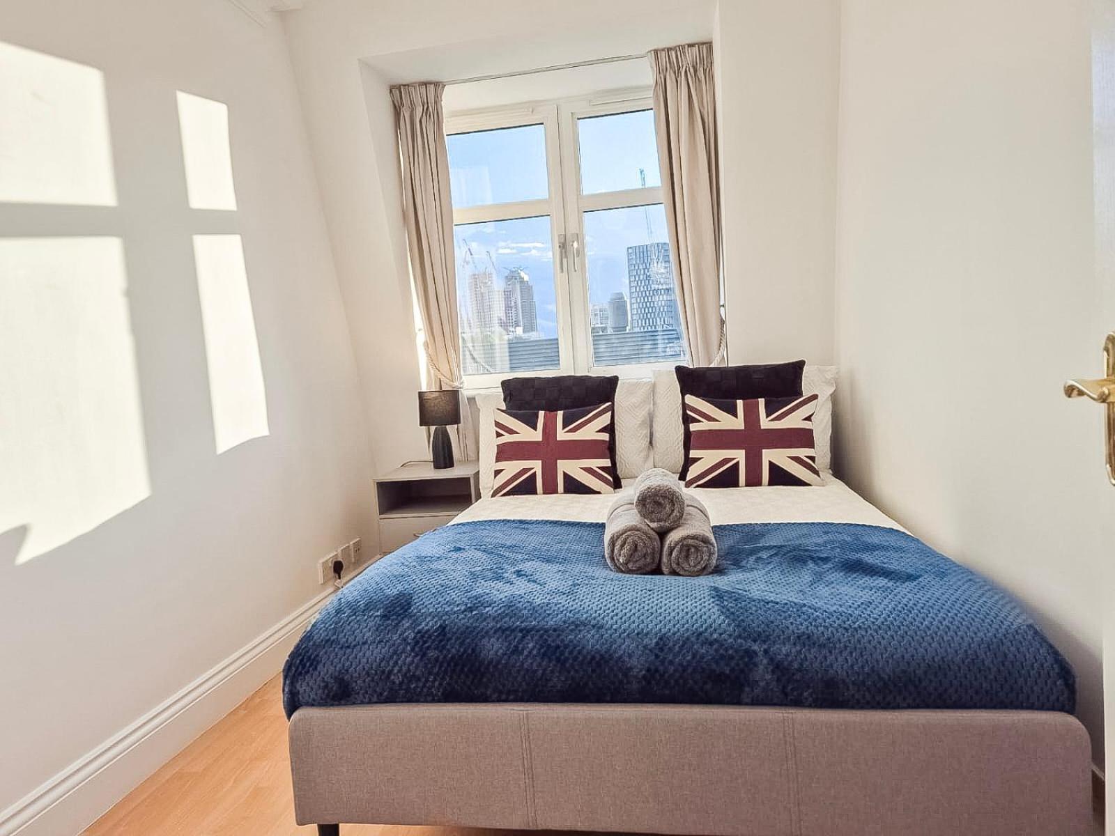 3 Bedroom Flat With Free Secured Parking In Borough Near The Shard, Bermondsey * Londres