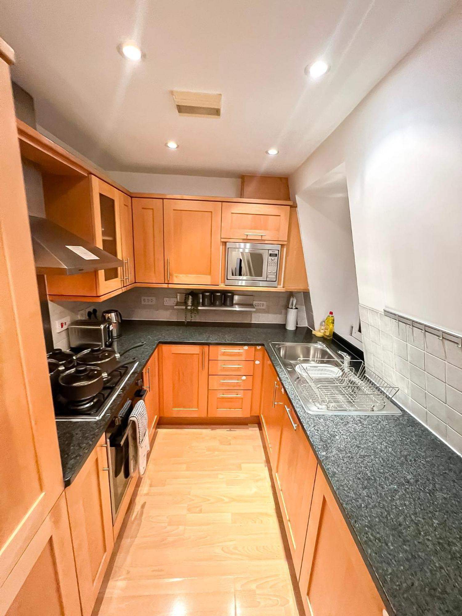 Apartamento 3 Bedroom Flat With Free Secured Parking In Borough Near The Shard, Bermondsey