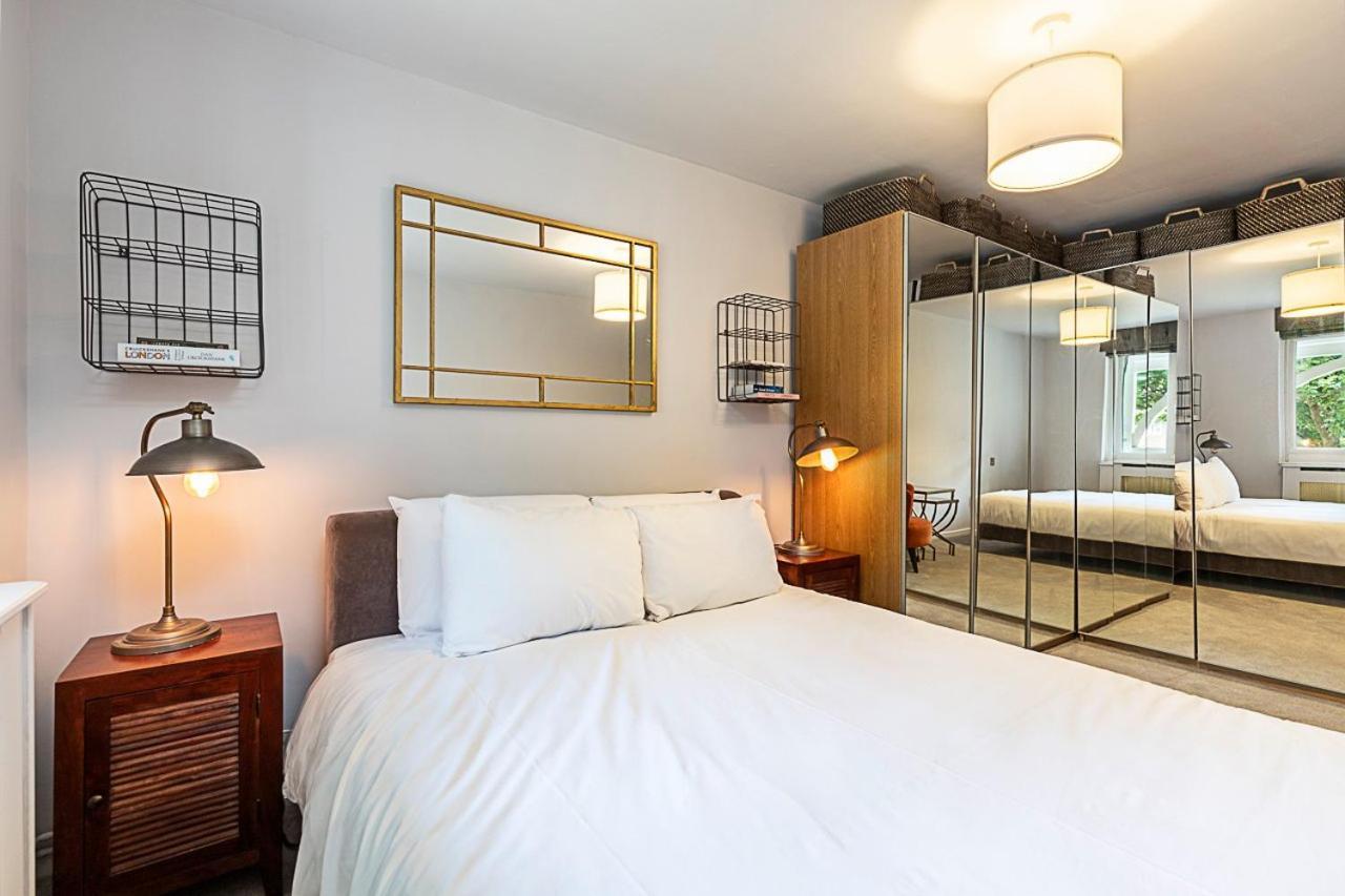 Bright Stepney Nest *