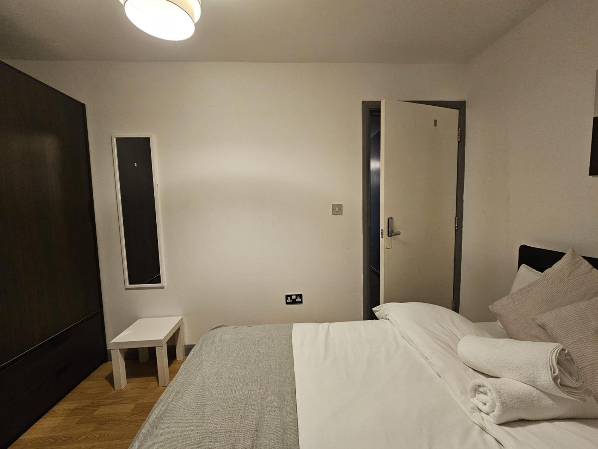 E1 Luxury Penthouse * Londres